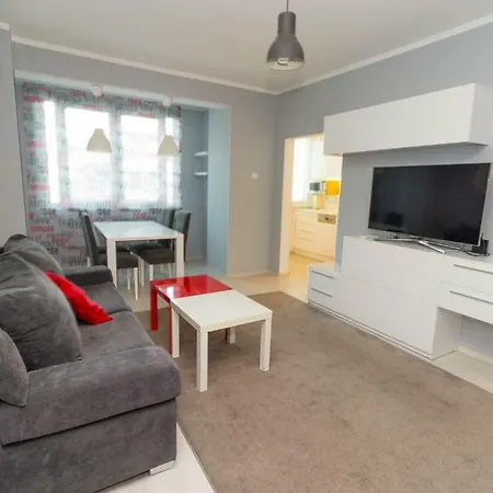 Лазурен Апартамент Apartment *