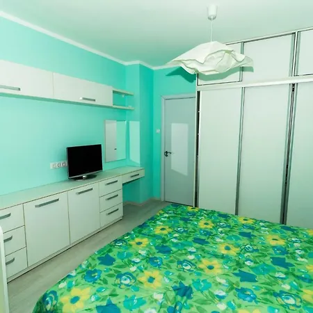 Apartment Лазурен Апартамент