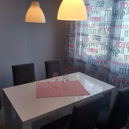Лазурен Апартамент 布尔加斯